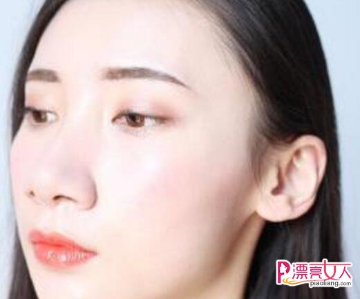 总脱妆怎么办？教你6个定妆秘诀让你美丽一整天(图4)