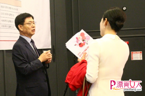 五松化妆品美博会开幕 中国化妆品市场论坛举办(图2)