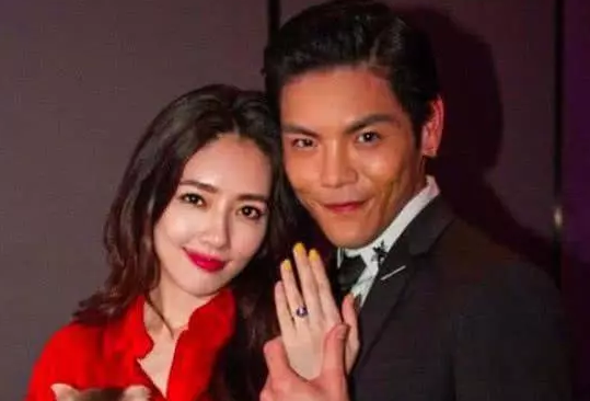 向佐自曝与郭碧婷婚期将近 9字疑承认女友已怀孕(图4)