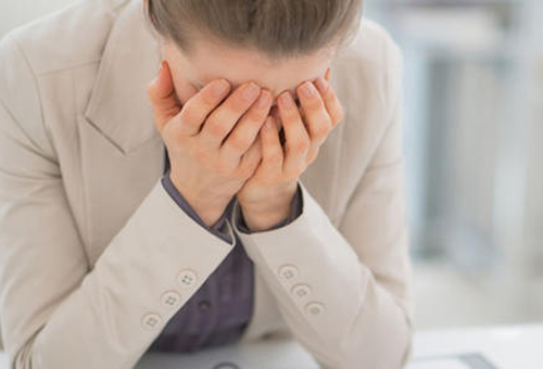 上班族经常头痛是什么原因？经常头疼怎么办？(图1)