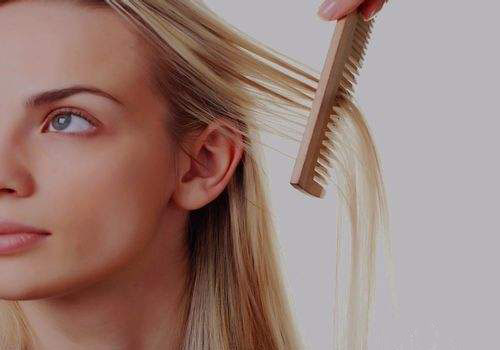 头发毛躁开叉怎么办 4个方法帮你改善发质(图4)