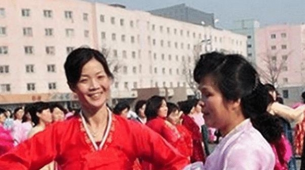 朝鲜女人为何不能和中国男人结婚？女导游说出了原因(图2)