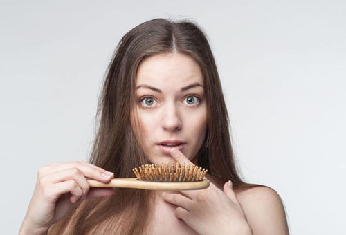 脱发是缺乏什么营养 日常脱发应多吃哪些食物?(图2)