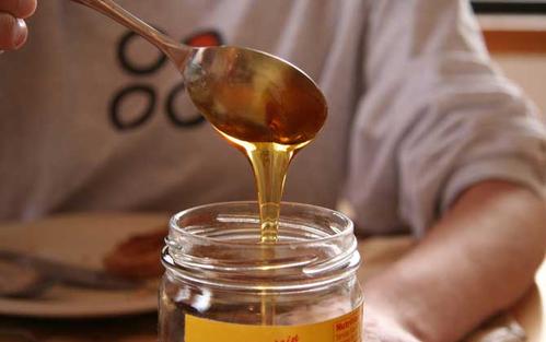 经常喝蜂蜜水对皮肤有什么好处 如何正确喝蜂蜜水(图3)