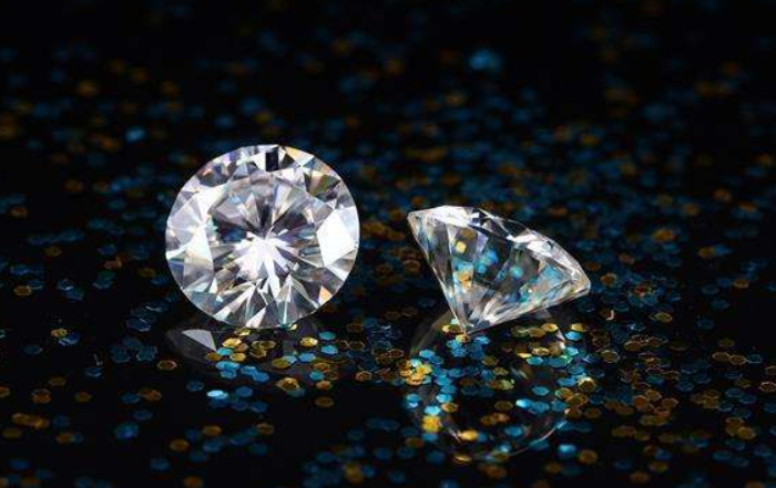 莫桑钻石是真钻石吗？两者的区别在哪？(图3)