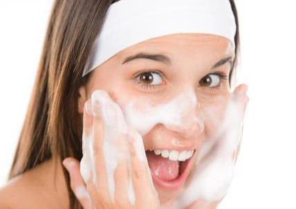 你的护肤方法真的做对吗？如何养出“牛奶肌”(图3)