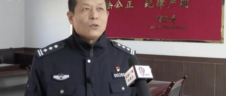 大娘给派出所送来个密封袋子，民警打开一看，真的吓坏了！(图3)