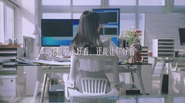 欧诗漫X三联生活周刊推出3.8创意短片《别教我们做女人》(图6)