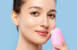 洗脸仪洗脸会导致毛孔变大吗 如何正确使用洗脸仪