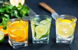 柠檬蜂蜜水能解酒吗？酒后喝柠蜜有哪些好处？