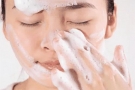 盐洗脸的功效与作用，这三个方法判断皮肤适不适合盐洗脸